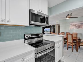 931 SE 9th Ave 13, Pompano Beach FL 33060