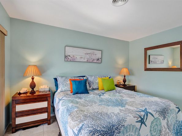 931 SE 9th Ave 13, Pompano Beach FL 33060