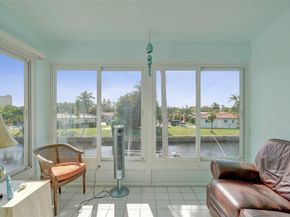 931 SE 9th Ave 13, Pompano Beach FL 33060