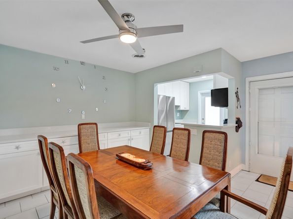 931 SE 9th Ave 13, Pompano Beach FL 33060