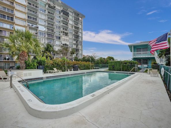 931 SE 9th Ave 13, Pompano Beach FL 33060