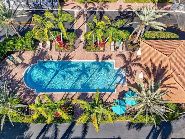 591 NW Library Commons Way, Boca Raton FL 33432