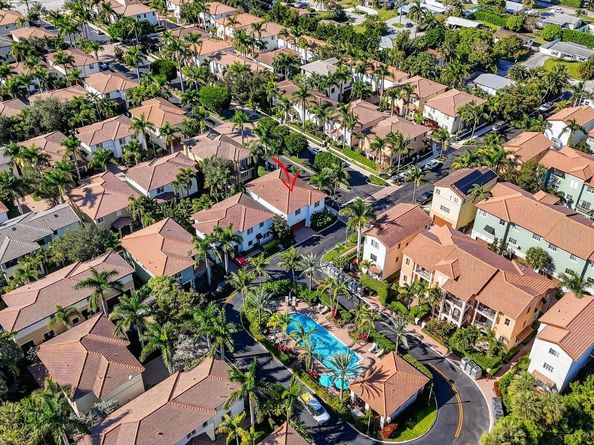 591 NW Library Commons Way, Boca Raton FL 33432