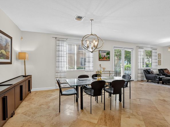 591 NW Library Commons Way, Boca Raton FL 33432