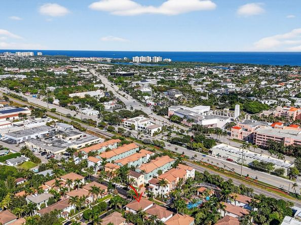 591 NW Library Commons Way, Boca Raton FL 33432