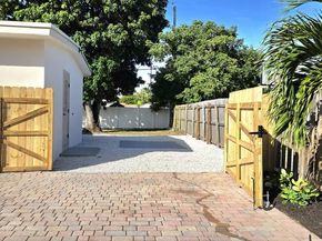 4531 NE 15th Ave, Pompano Beach FL 33064