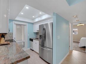 2864 NE 33rd Ct 105, Fort Lauderdale FL 33306