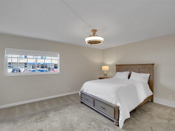 2864 NE 33rd Ct 105, Fort Lauderdale FL 33306