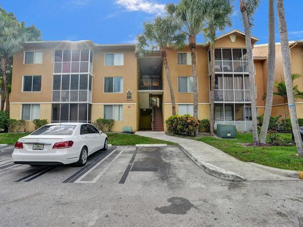 4015 W Mcnab Road D204, Pompano Beach FL 33069
