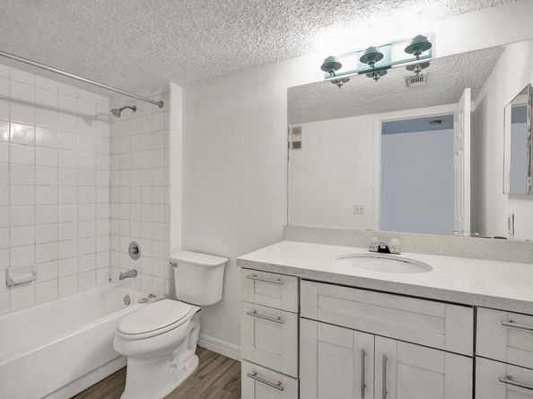 4015 W Mcnab Road D204, Pompano Beach FL 33069