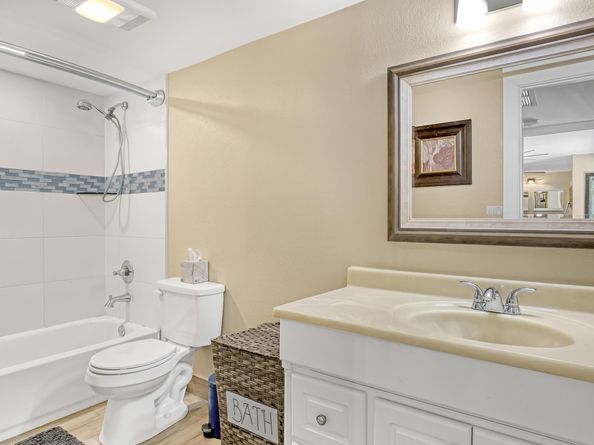 923 Springdale Circle, Palm Springs FL 33461