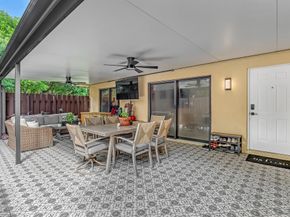 923 Springdale Circle, Palm Springs FL 33461