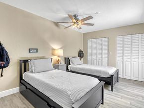 923 Springdale Circle, Palm Springs FL 33461