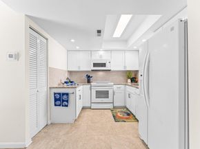 1810 New Palm Way 216, Boynton Beach FL 33435