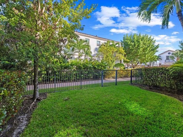 180 Sword Fern Place, Wellington FL 33414