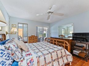 3186 Via Poinciana 111, Lake Worth FL 33467