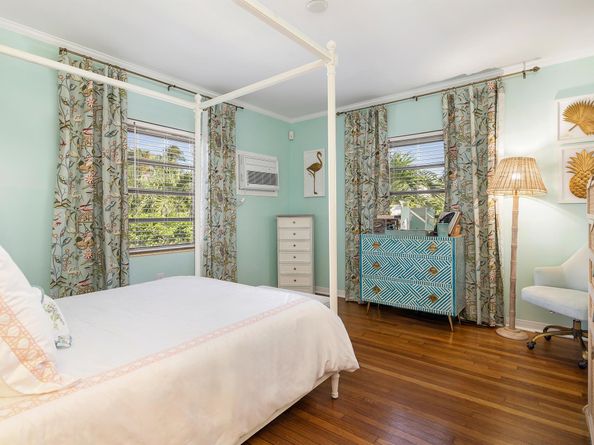 215 S County Road, Palm Beach FL 33480