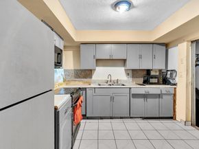 3400 NW 39th Ave, Lauderdale Lakes FL 33309