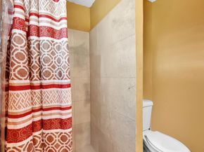 3400 NW 39th Ave, Lauderdale Lakes FL 33309