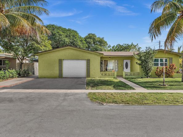 3400 NW 39th Ave, Lauderdale Lakes FL 33309