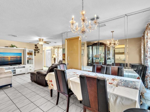 3400 NW 39th Ave, Lauderdale Lakes FL 33309