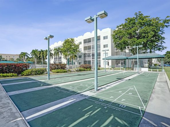 7623 Southampton Ter 302, Tamarac FL 33321