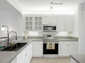 7623 Southampton Ter 302, Tamarac FL 33321