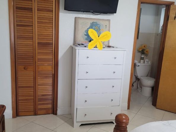 10120 SW 38th Ter, Miami FL 33165