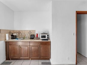 10120 SW 38th Ter, Miami FL 33165