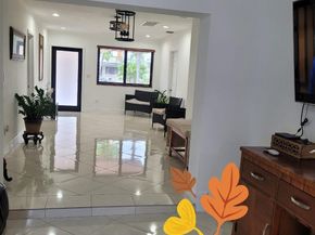 10120 SW 38th Ter, Miami FL 33165