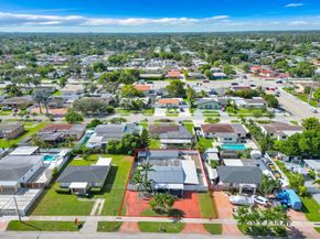 10120 SW 38th Ter, Miami FL 33165