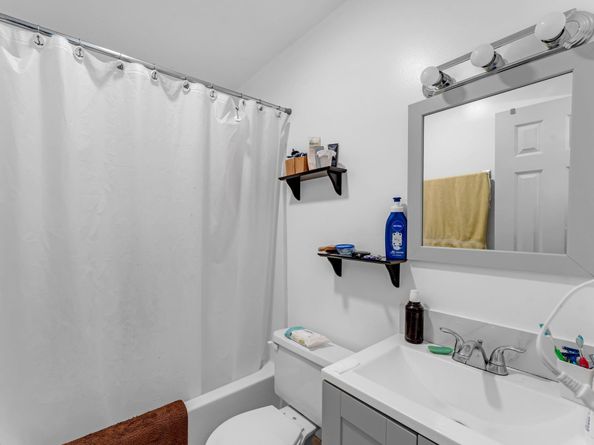 10120 SW 38th Ter, Miami FL 33165