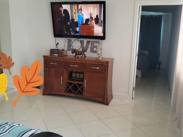 10120 SW 38th Ter, Miami FL 33165