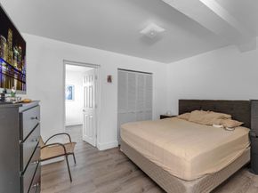 10120 SW 38th Ter, Miami FL 33165