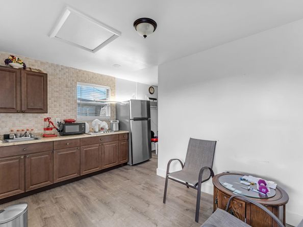 10120 SW 38th Ter, Miami FL 33165