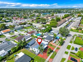 10120 SW 38th Ter, Miami FL 33165
