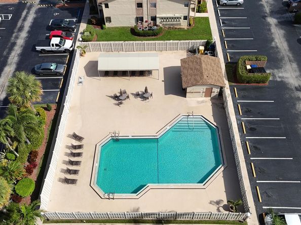 9503 Boca Cove Circle 602, Boca Raton FL 33428