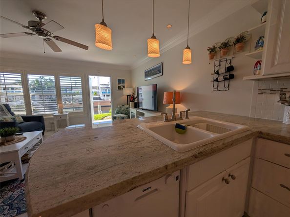 2808 NE 33rd Ct 101, Fort Lauderdale FL 33306