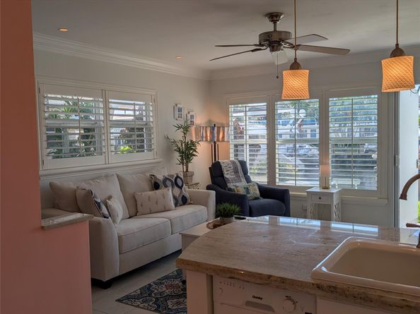 2808 NE 33rd Ct 101, Fort Lauderdale FL 33306