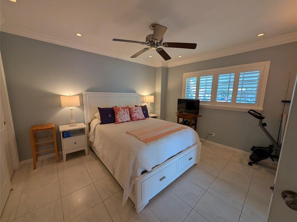 2808 NE 33rd Ct 101, Fort Lauderdale FL 33306