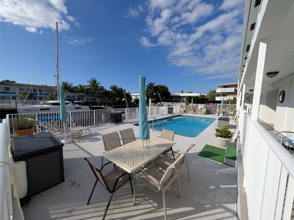 2808 NE 33rd Ct 101, Fort Lauderdale FL 33306