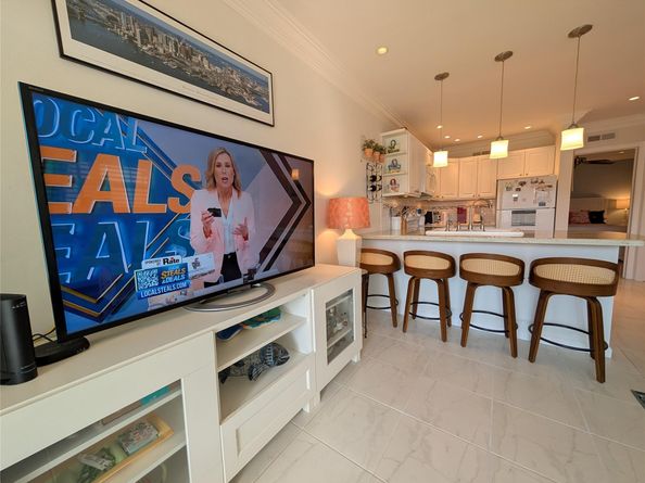 2808 NE 33rd Ct 101, Fort Lauderdale FL 33306