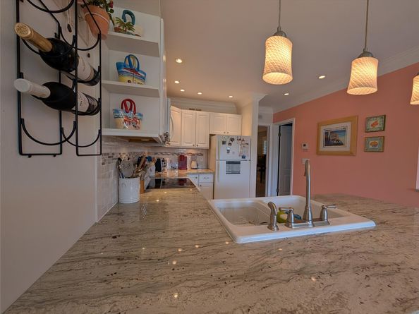 2808 NE 33rd Ct 101, Fort Lauderdale FL 33306