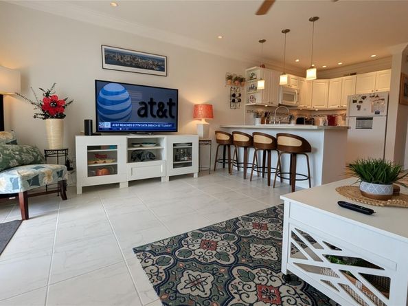 2808 NE 33rd Ct 101, Fort Lauderdale FL 33306