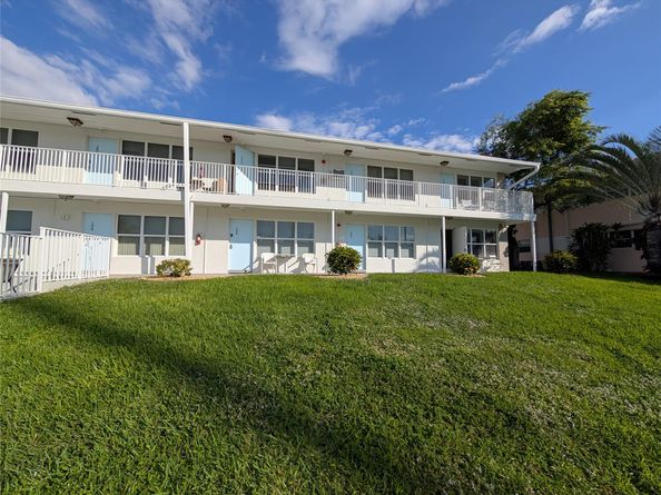 2808 NE 33rd Ct 101, Fort Lauderdale FL 33306