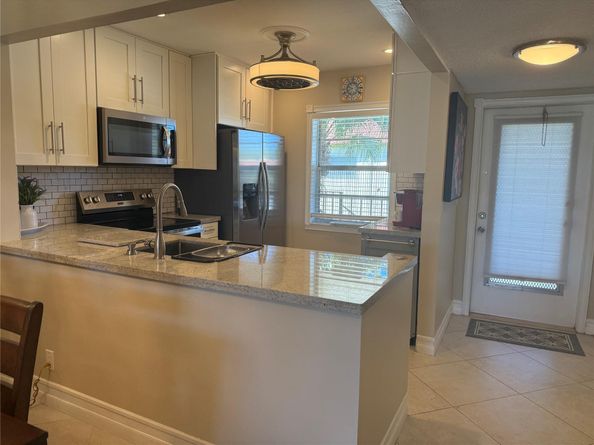 32 Abbey Ln 207, Delray Beach FL 33446