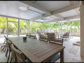 1311 Monroe St, Hollywood FL 33019