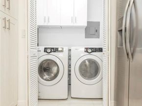 1311 Monroe St, Hollywood FL 33019