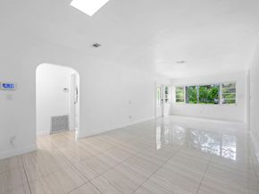 1311 Monroe St, Hollywood FL 33019