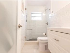 1311 Monroe St, Hollywood FL 33019